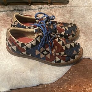 Twisted X and Hooey Loper Graphic Pattern Canvas 2